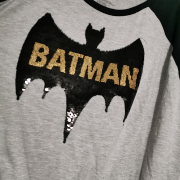 NWT Batman Two-way Sequined Front Tie Tee - Picture 5 of 6
